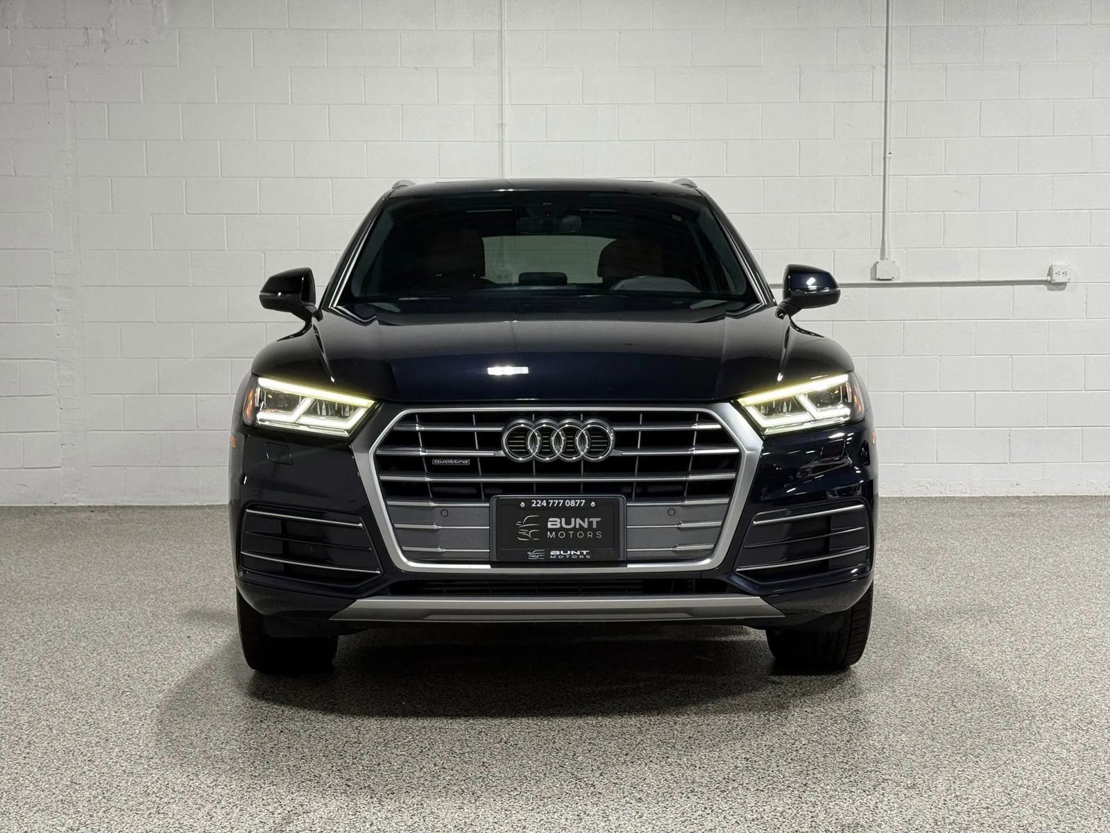 Used 2018 Audi Q5 2.0T Premium Plus w/ Premium Plus Package AWD/4WD image 3
