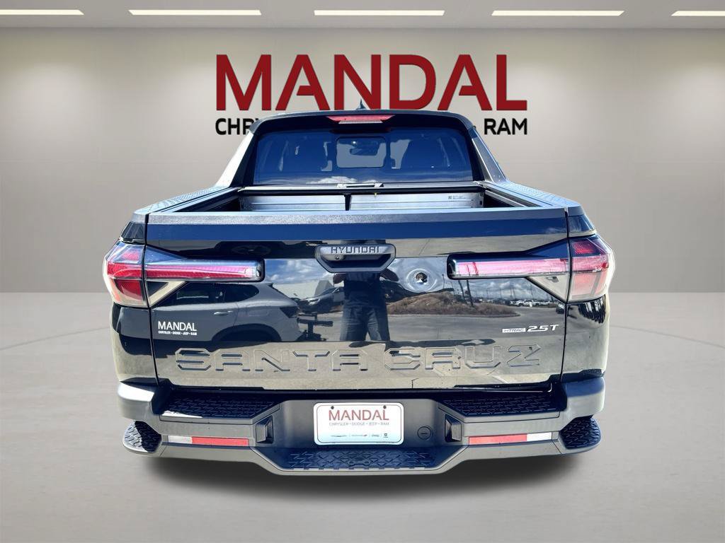 Used 2023 Hyundai Santa Cruz SEL Premium AWD/4WD image 6