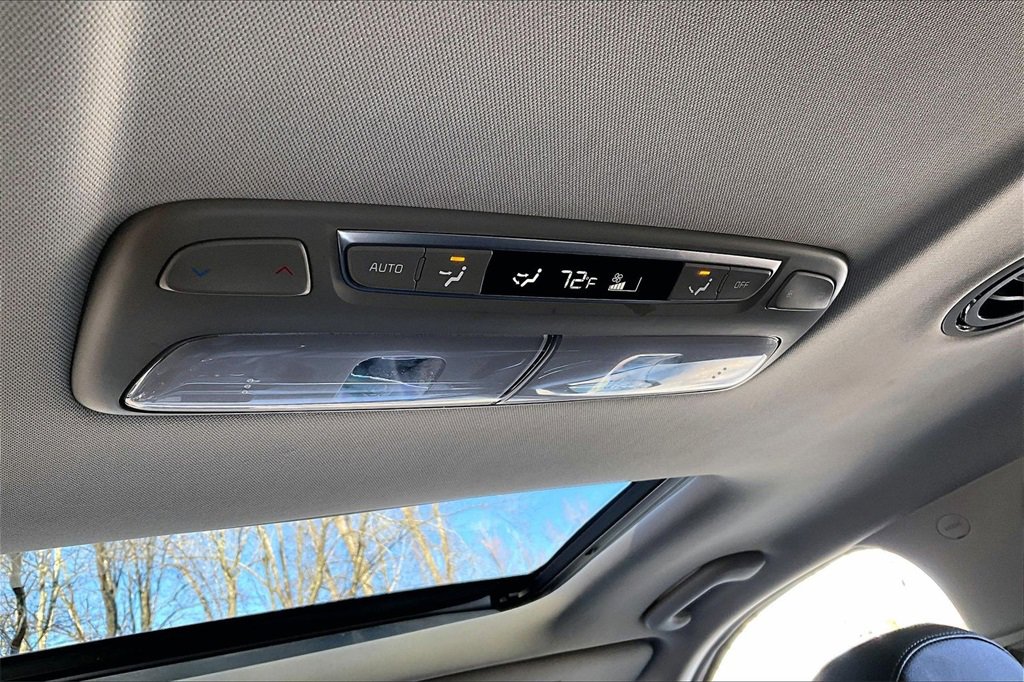 Used 2022 Kia Telluride EX w/ EX Premium Package image 10