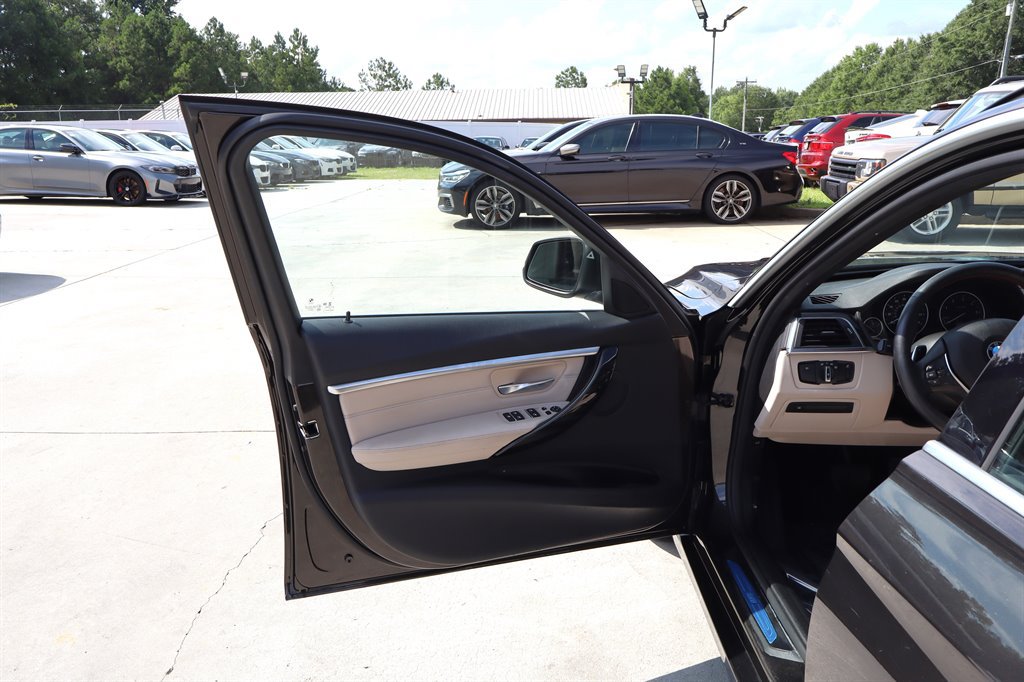 Used 2018 BMW 328d xDrive Wagon AWD/4WD image 42