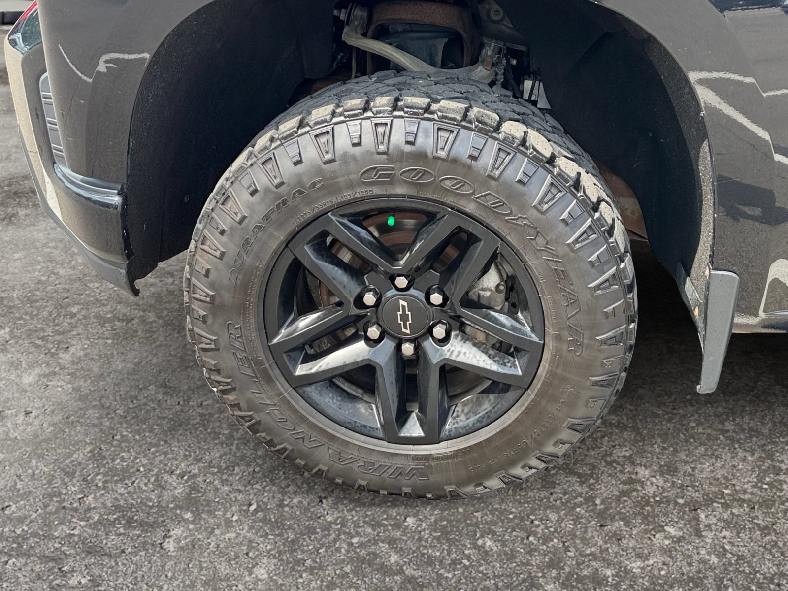 Used 2019 Chevrolet Silverado 1500 LT Trail Boss w/ Convenience Package AWD/4WD image 12