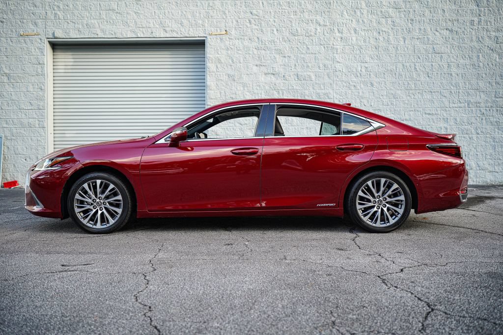 Used 2021 Lexus ES 300h w/ Premium Package FWD image 9