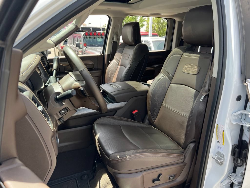 Used 2025 RAM 3500 Longhorn AWD/4WD image 18