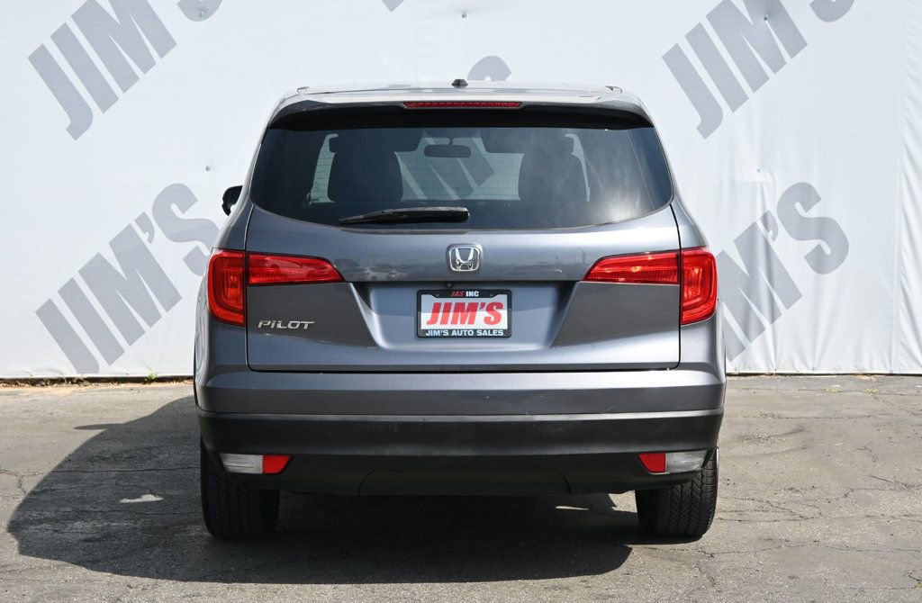 Used 2017 Honda Pilot EX image 5