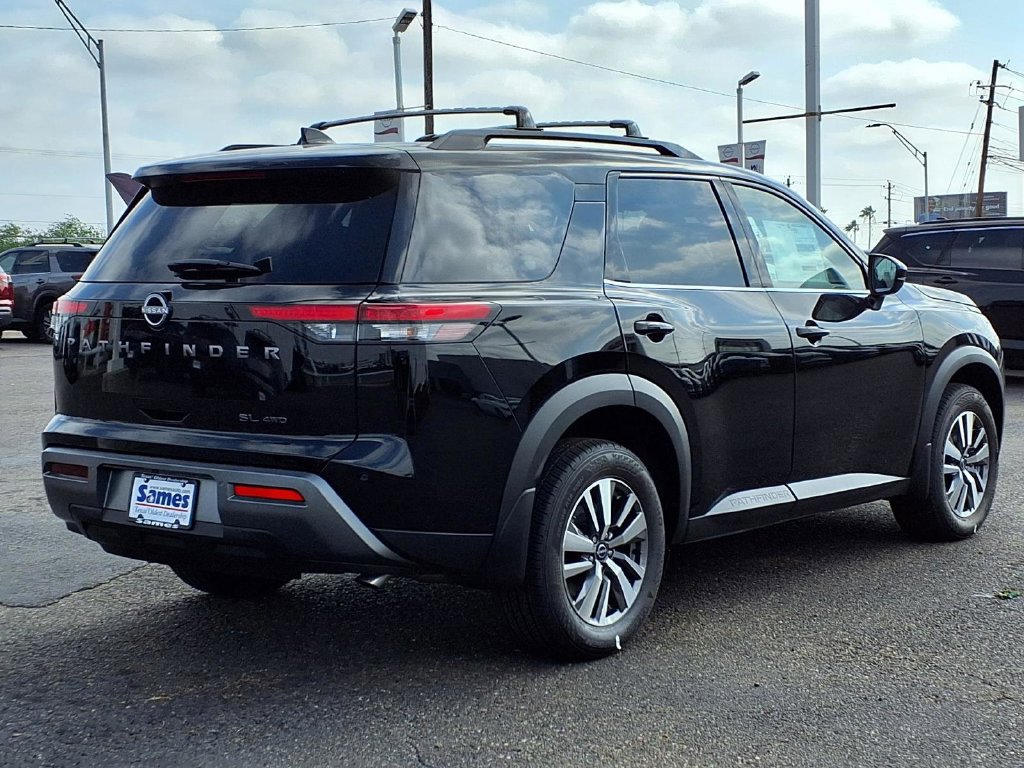 New 2026 Nissan Pathfinder SL AWD/4WD image 7