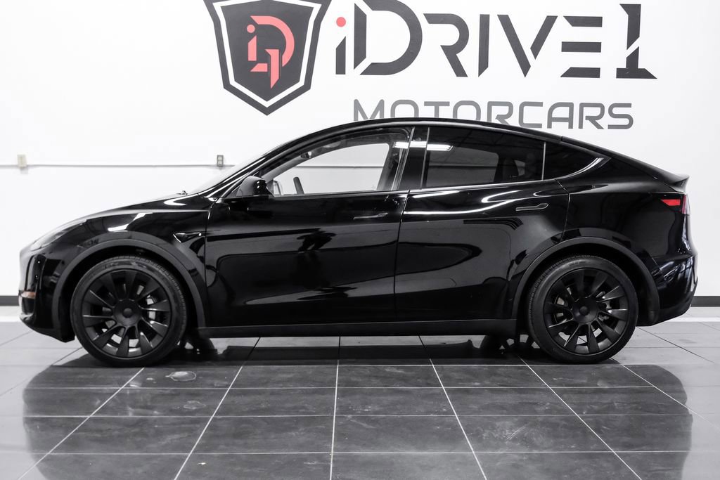 Used 2023 Tesla Model Y Long Range AWD/4WD image 12