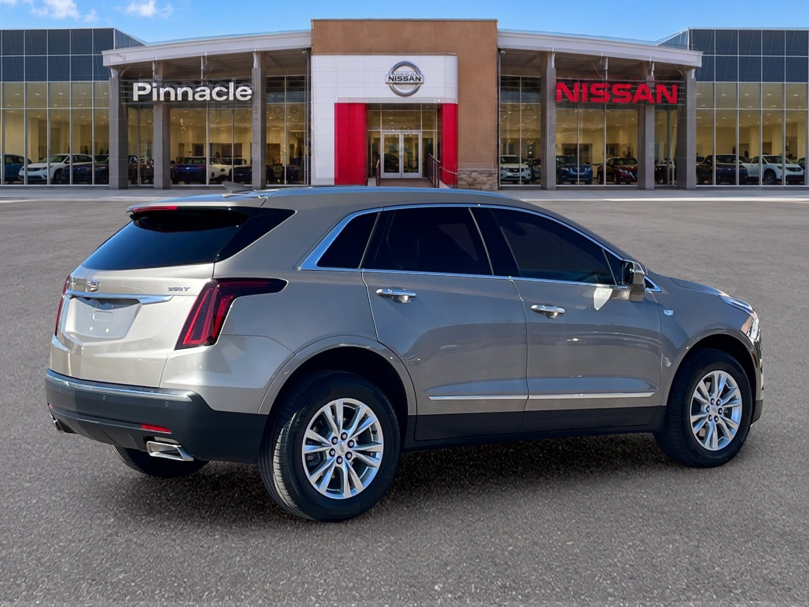 Used 2022 Cadillac XT5 Luxury FWD image 5