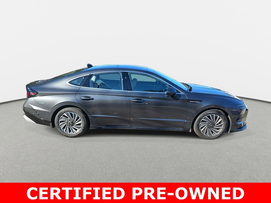 Used 2025 Hyundai Sonata Limited FWD image 4