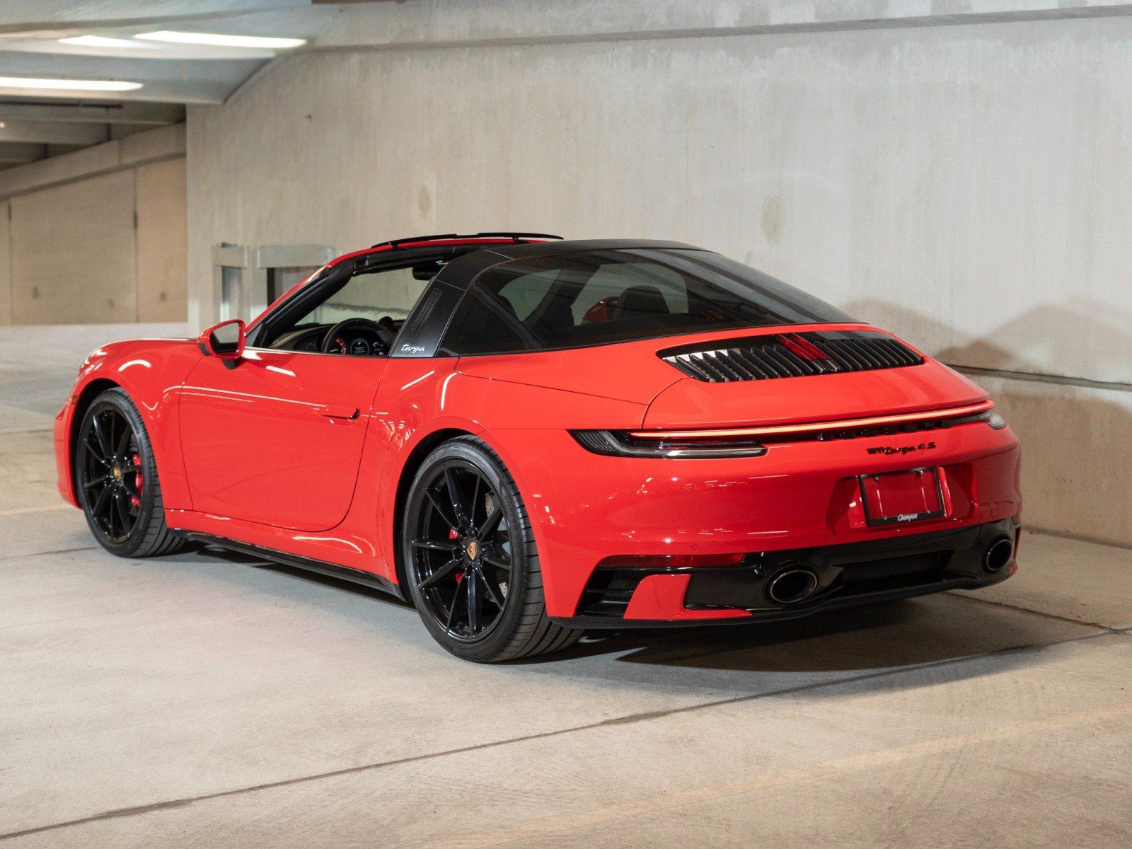Certified 2021 Porsche 911 AWD/4WD image 3