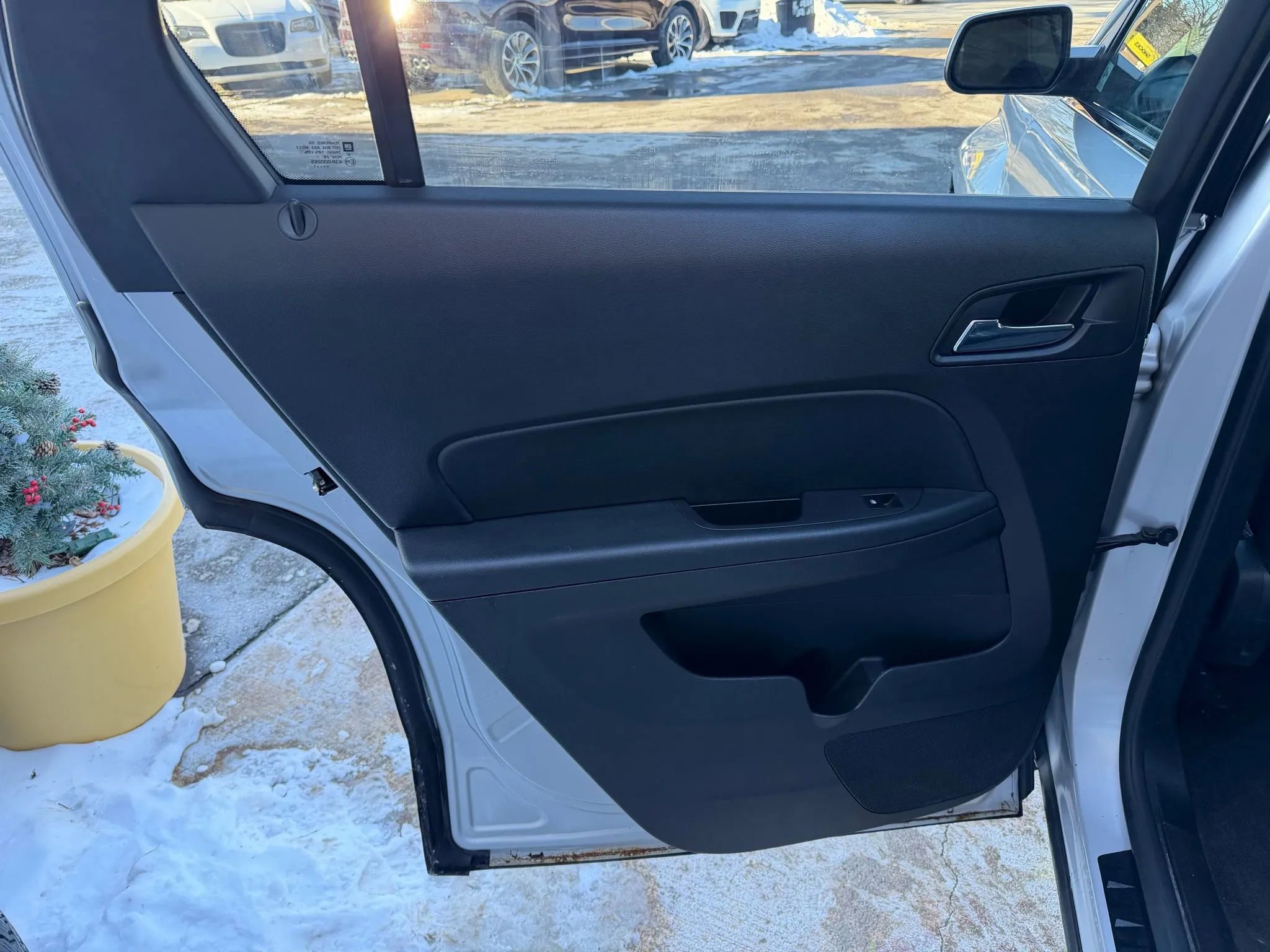 Used 2011 GMC Terrain SLE image 30