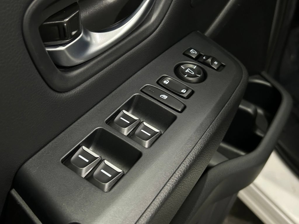 Used 2025 Honda Pilot Elite image 17