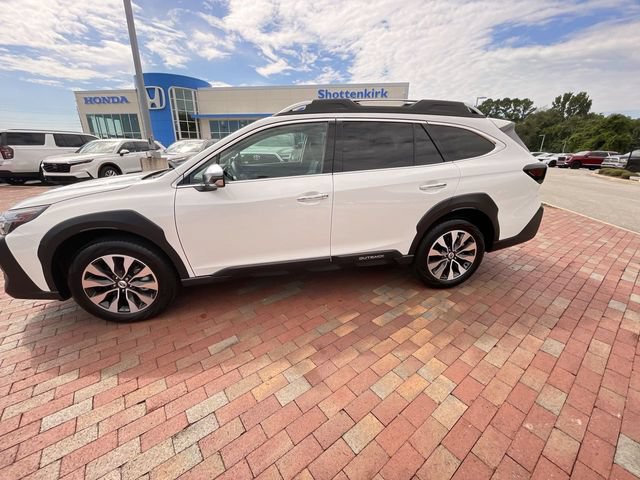 Used 2025 Subaru Outback Touring AWD/4WD image 29