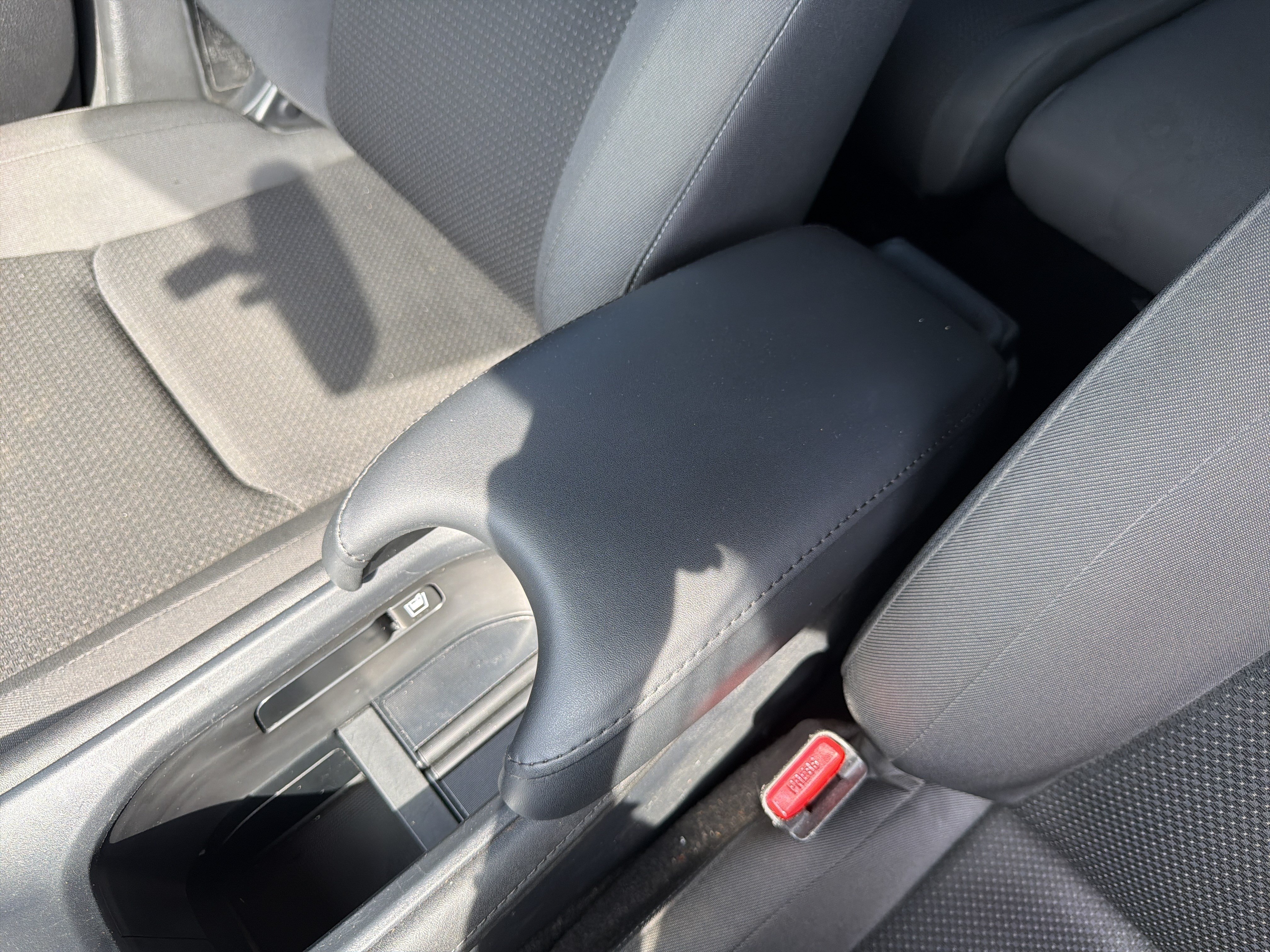 Used 2019 Honda HR-V Sport image 71