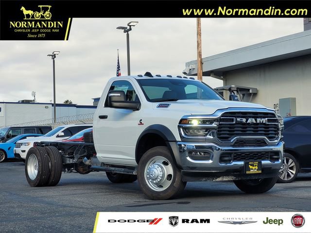 New 2026 RAM 5500 Tradesman w/ Chrome Appearance Group