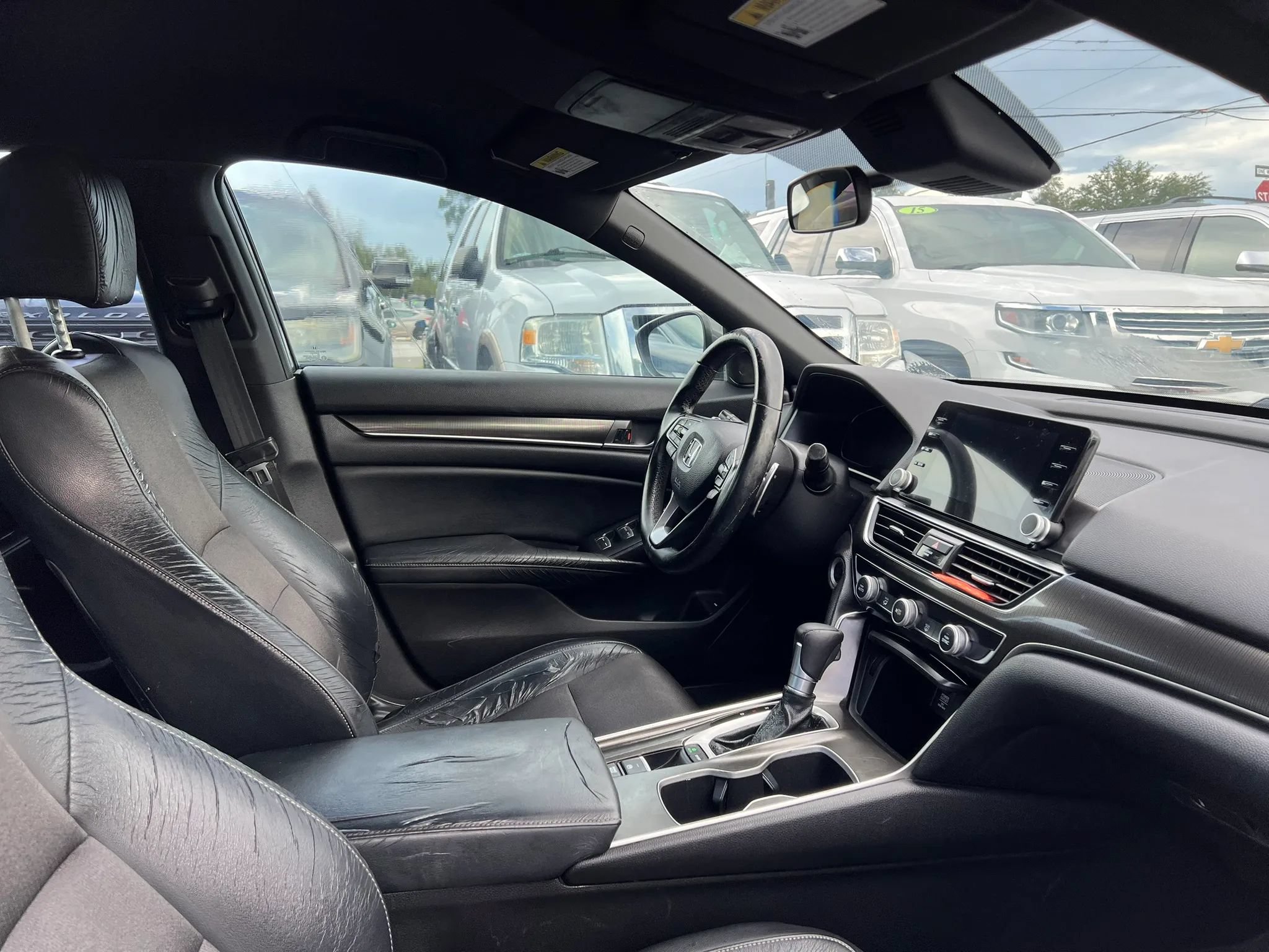 Used 2018 Honda Accord Sport image 14