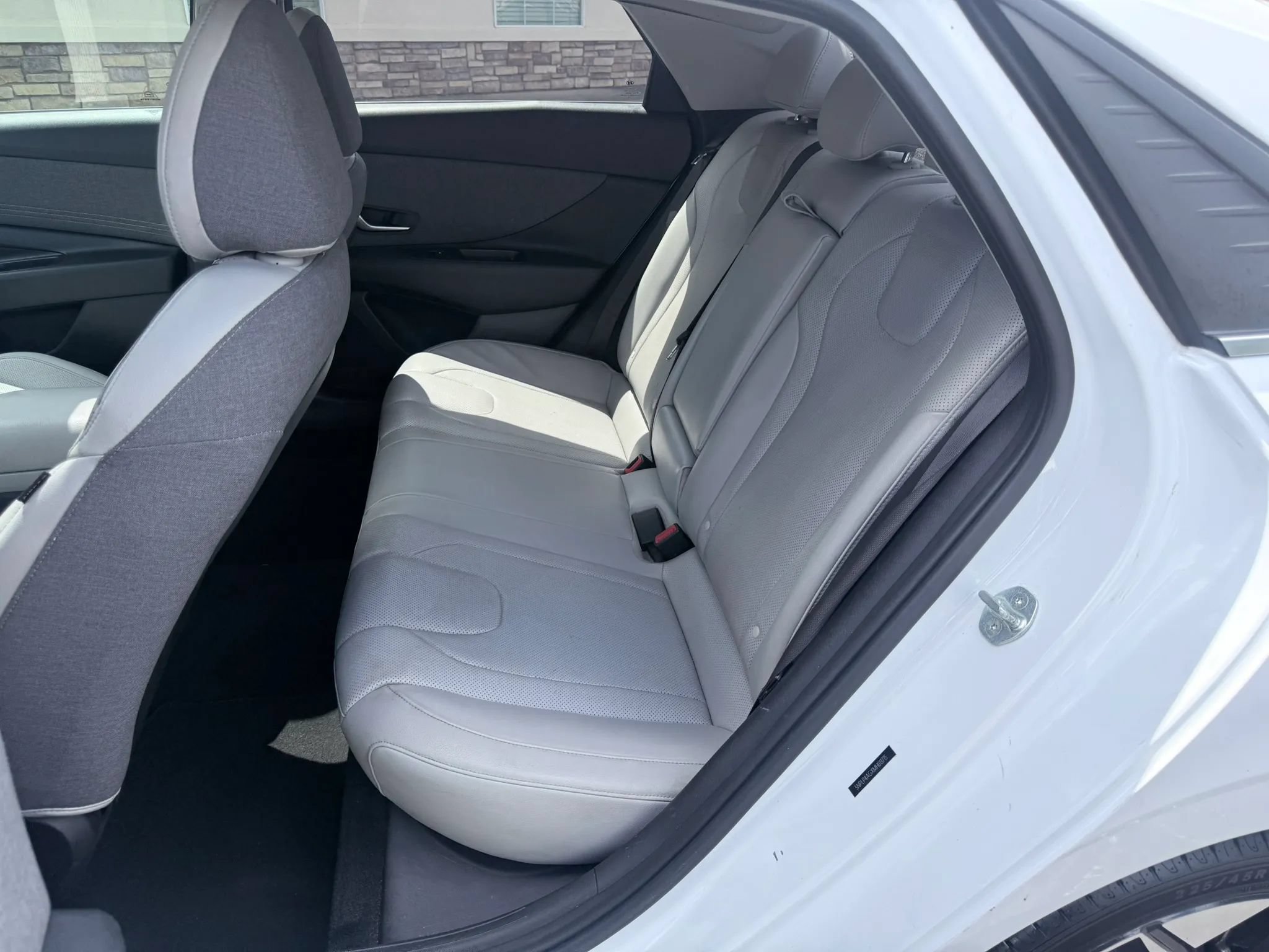 Used 2021 Hyundai Elantra Limited w/ Cargo Package FWD image 13