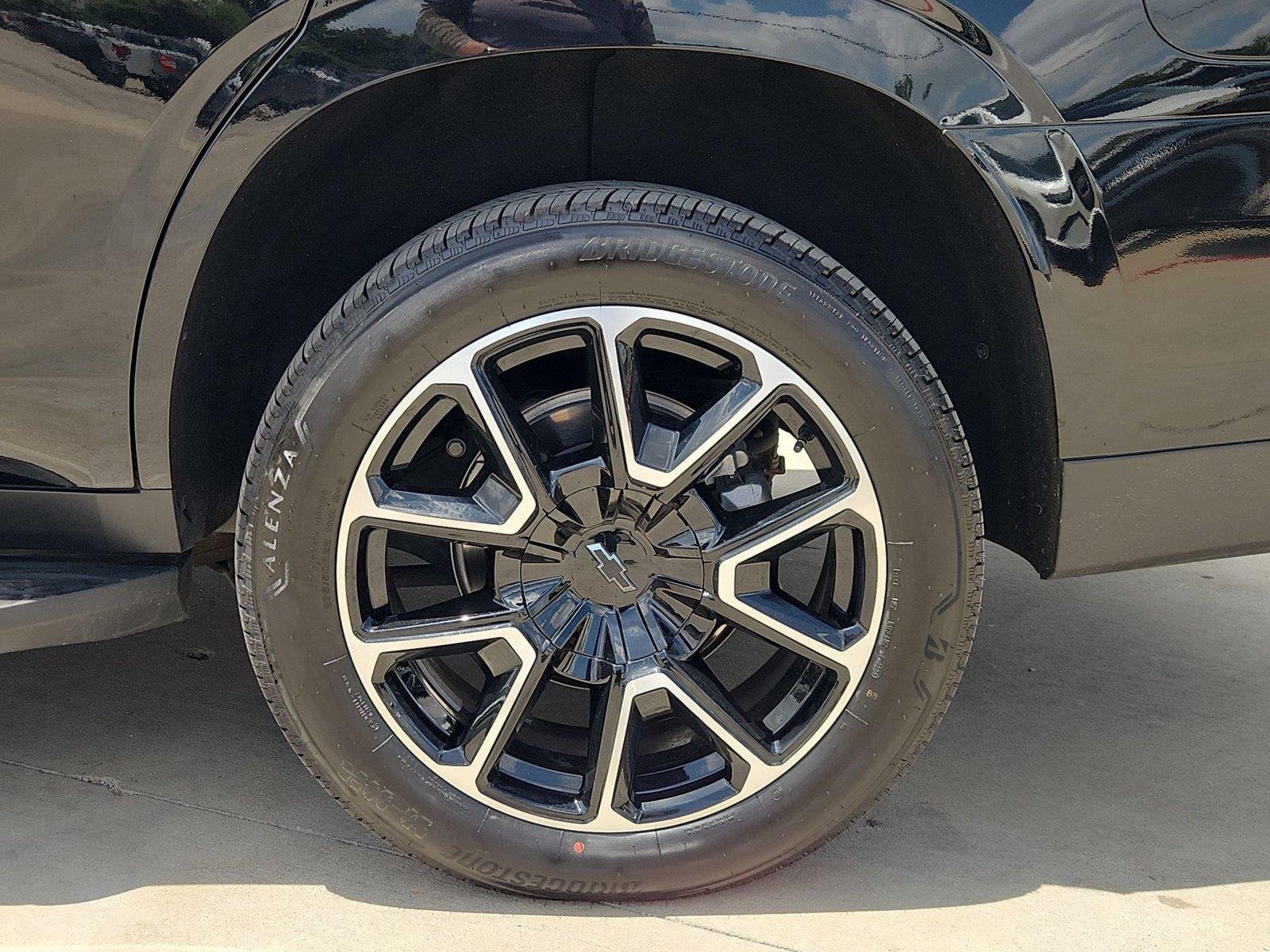 Used 2025 Chevrolet Tahoe RST w/ Comfort Package RWD image 34