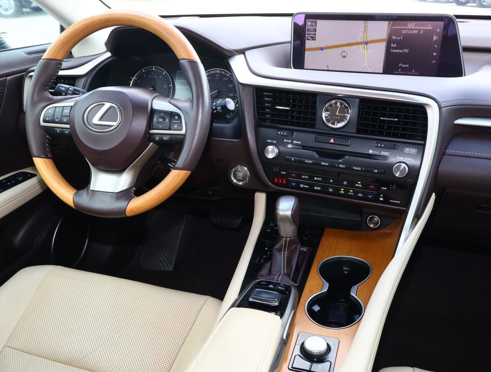 Used 2018 Lexus RX 350 FWD w/ Premium Package image 10