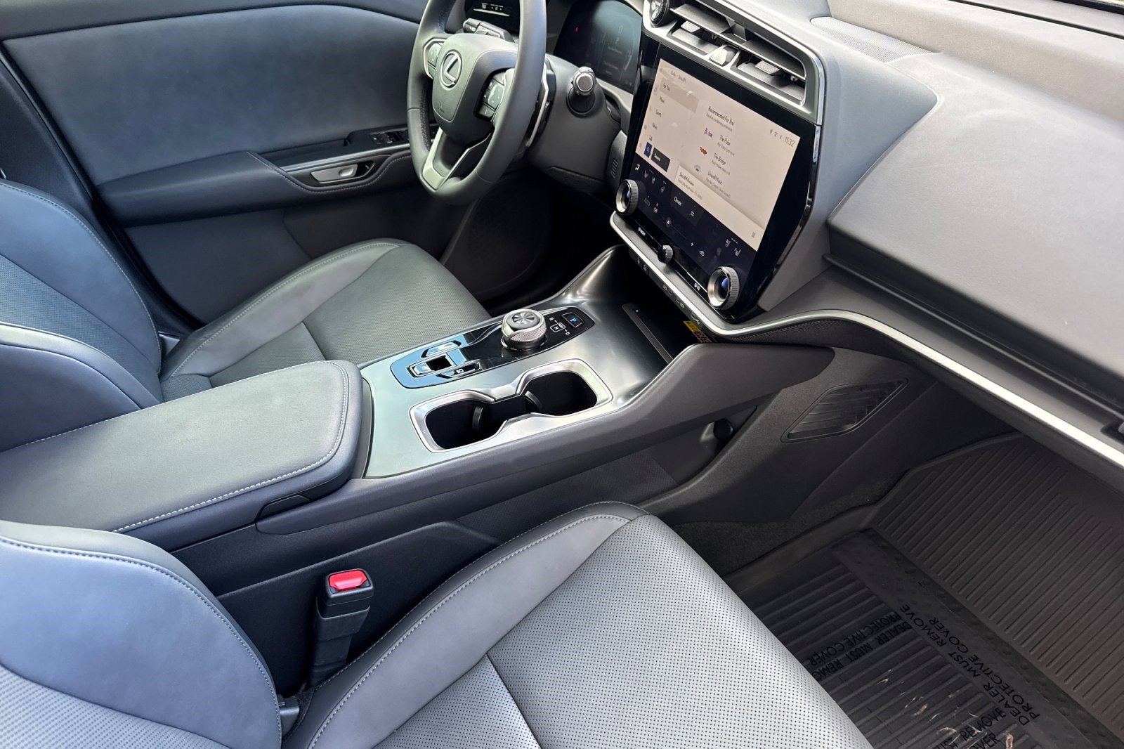 Used 2023 Lexus RZ 450e Premium w/ Technology Package image 20