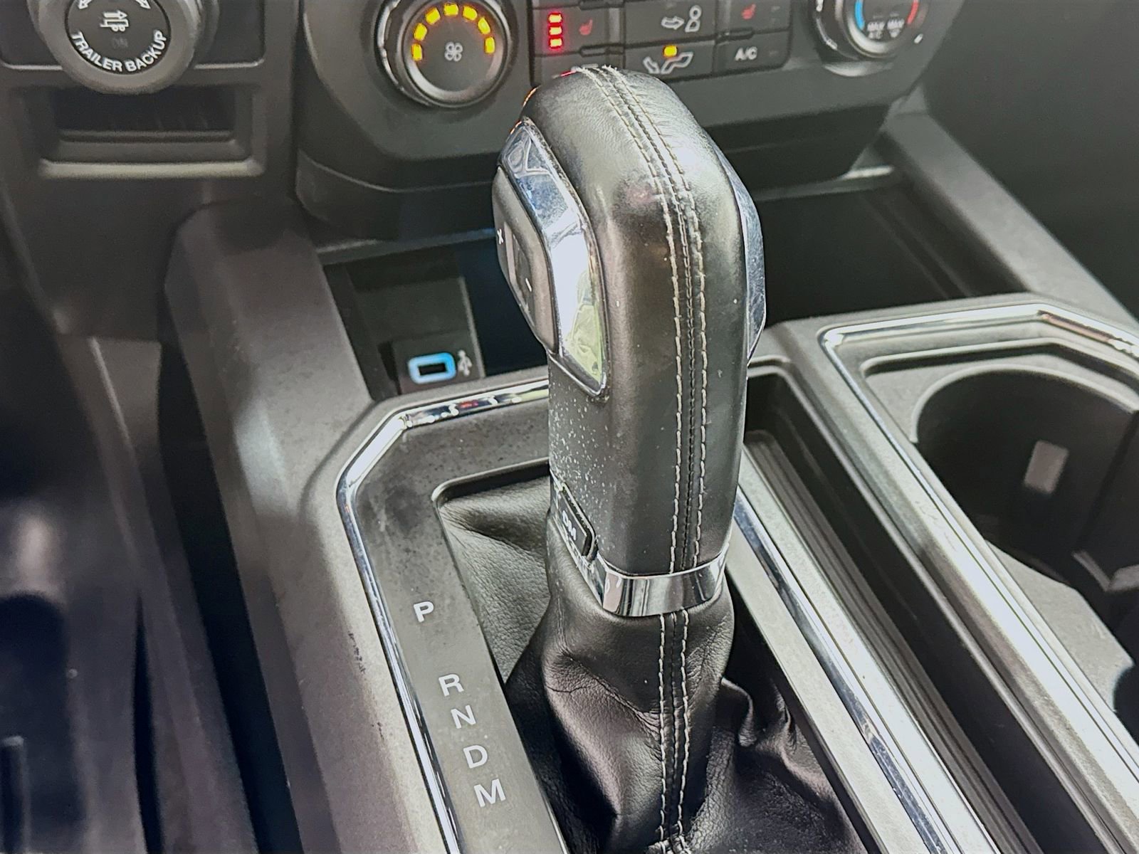 Used 2018 Ford F150 XLT w/ Equipment Group 302A Luxury image 13