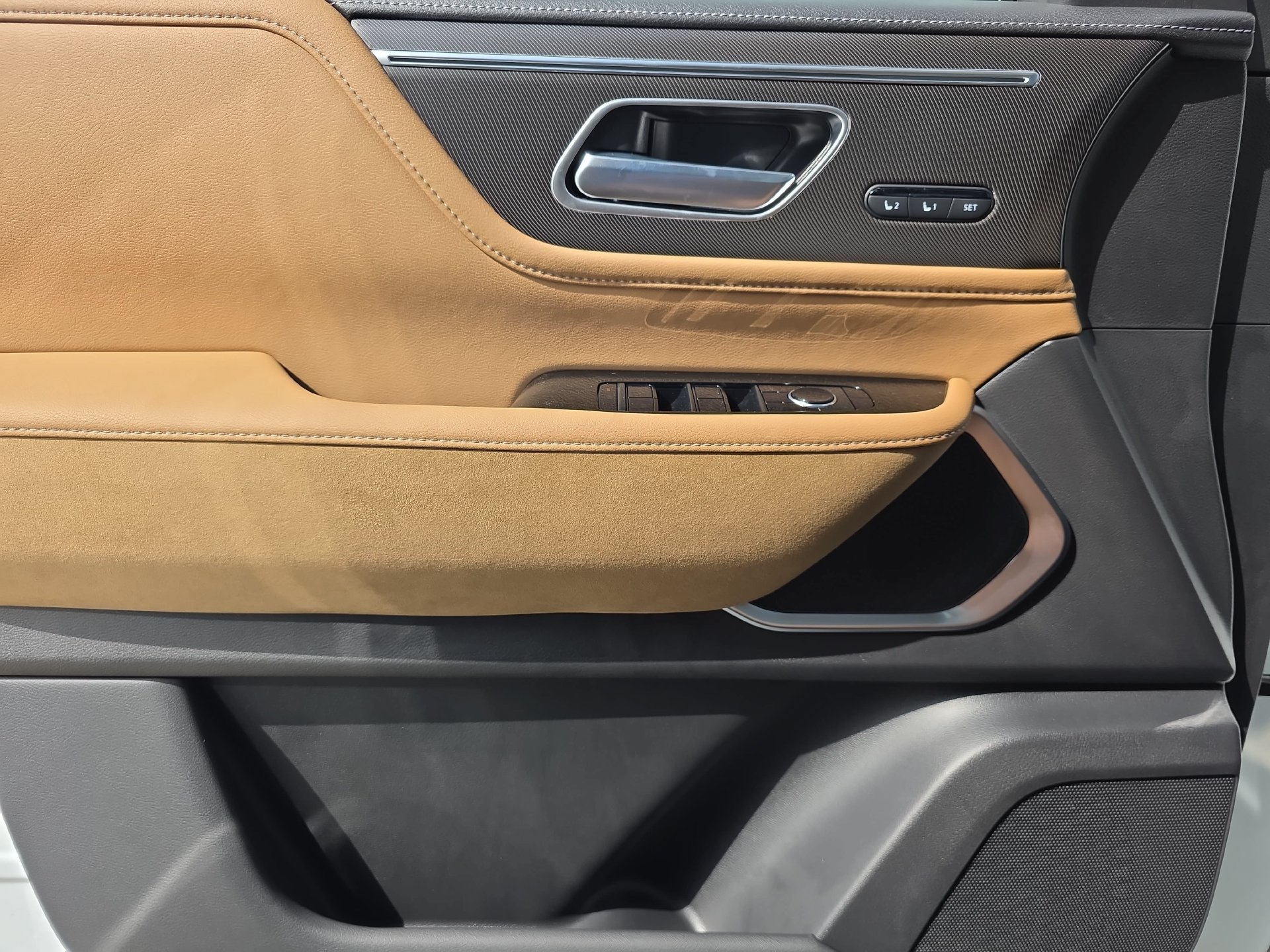 New 2027 INFINITI QX80 Luxe AWD/4WD image 26