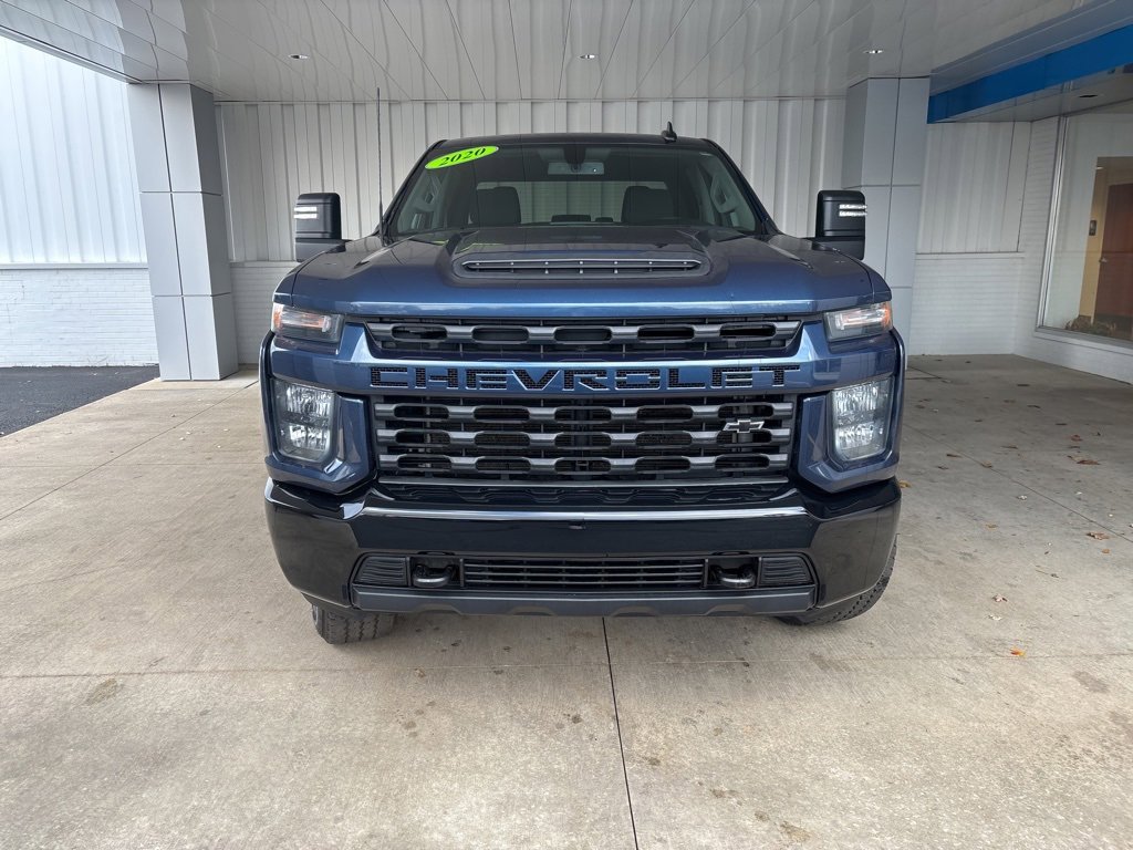 Used 2020 Chevrolet Silverado 2500 Custom w/ Custom Value Package image 2