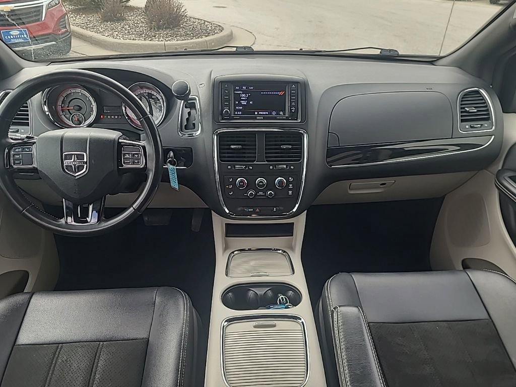 Used 2019 Dodge Grand Caravan SXT FWD image 14