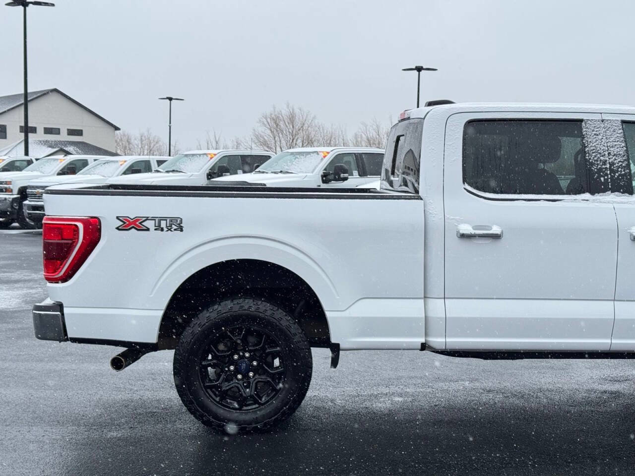 Used 2023 Ford F150 XLT w/ Equipment Group 302A High image 5
