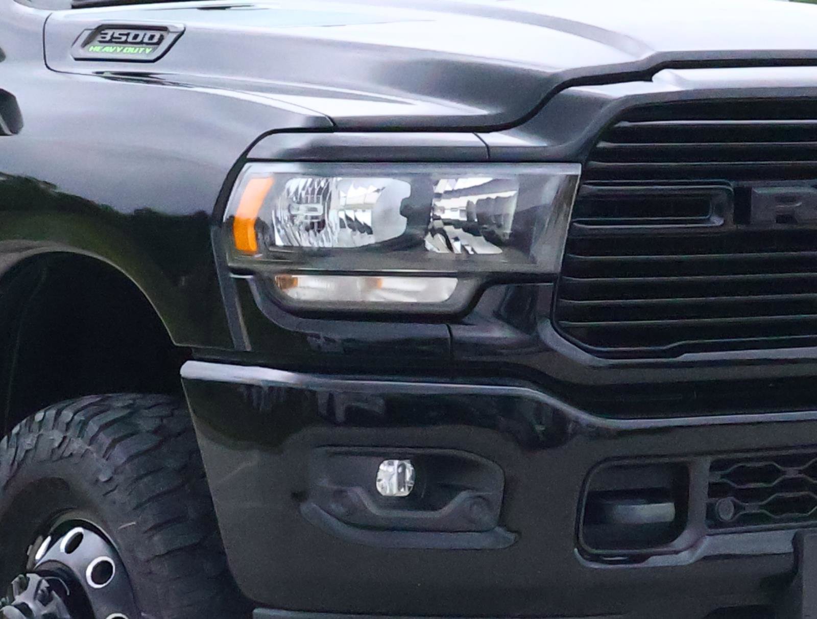 Used 2021 RAM 3500 Big Horn w/ Night Edition AWD/4WD image 7