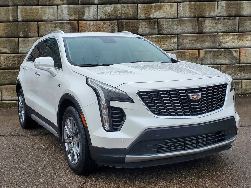 Certified 2023 Cadillac XT4 Premium Luxury w/ Cold Weather Package image 8