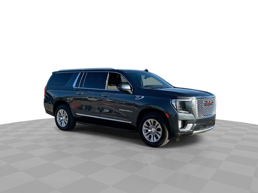 Used 2021 GMC Yukon XL Denali image 2