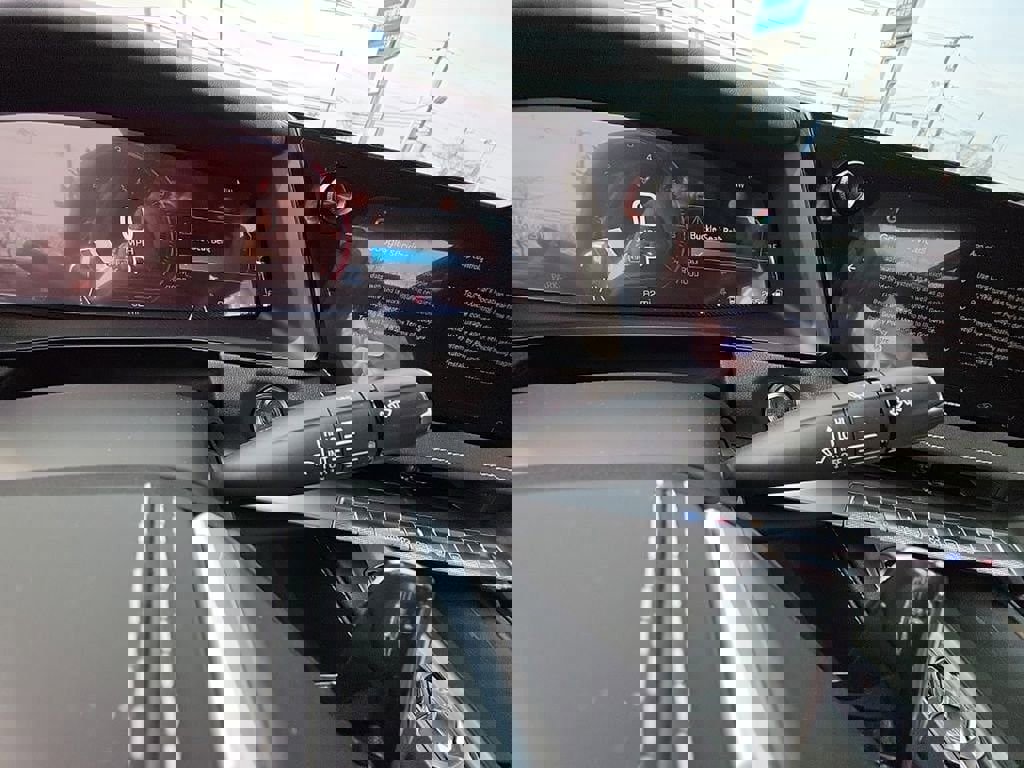 Used 2026 Chevrolet Corvette Stingray Coupe w/ 1LT image 23