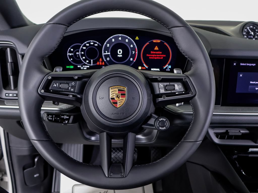 New 2026 Porsche Cayenne Coupe AWD/4WD image 16