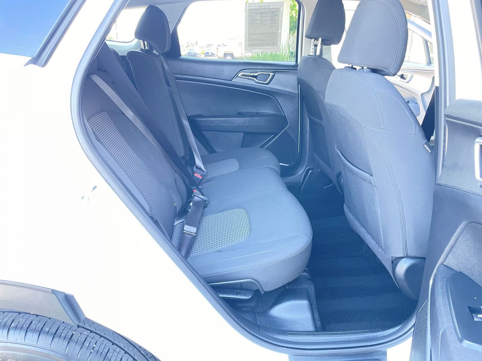 Used 2025 Kia Sportage LX image 25