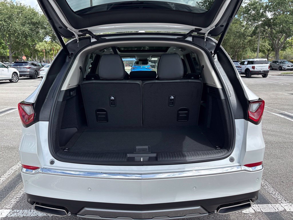 New 2026 Acura MDX w/ Technology Package FWD image 26