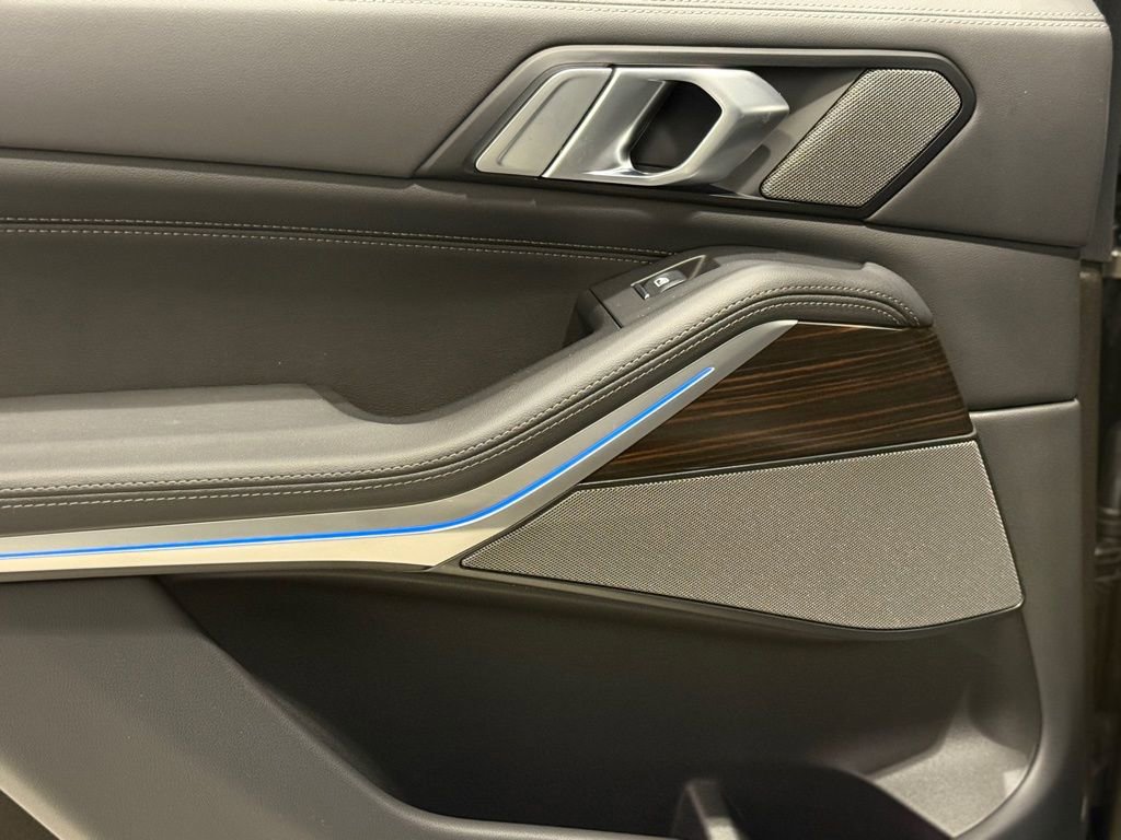 Used 2026 BMW X5 xDrive40i w/ Off-Road Package image 21