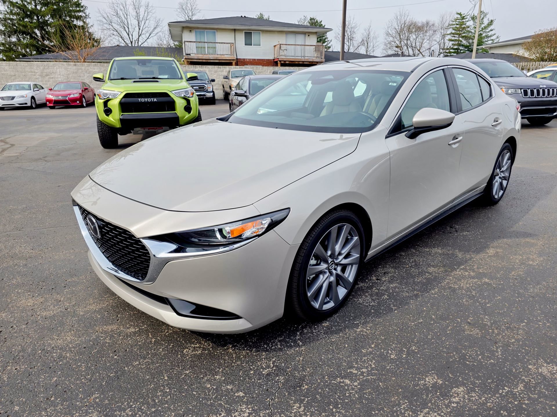 Used 2025 MAZDA MAZDA3 s image 8
