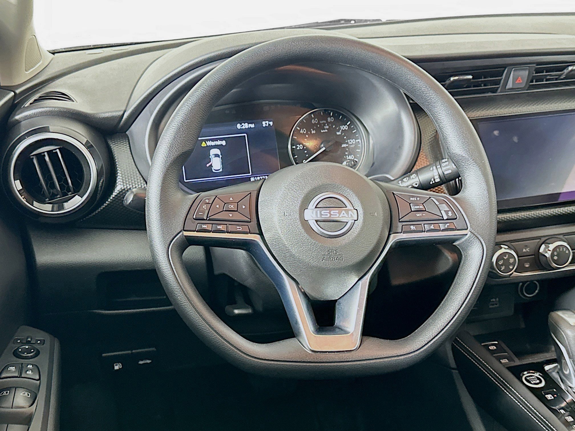 Used 2024 Nissan Kicks SV image 17