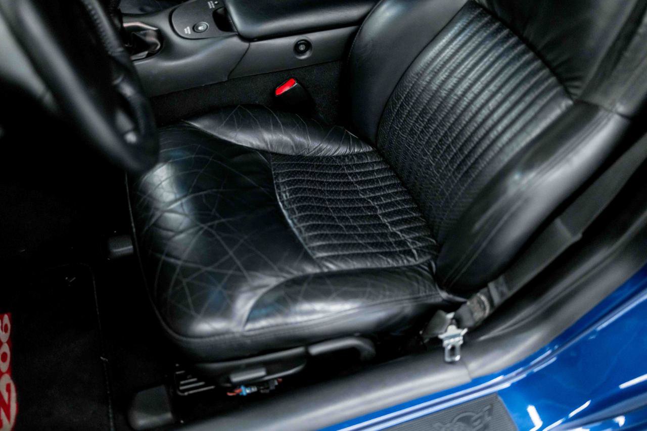 Used 2004 Chevrolet Corvette Z06 w/ Z06 Preferred Equipment Group image 70