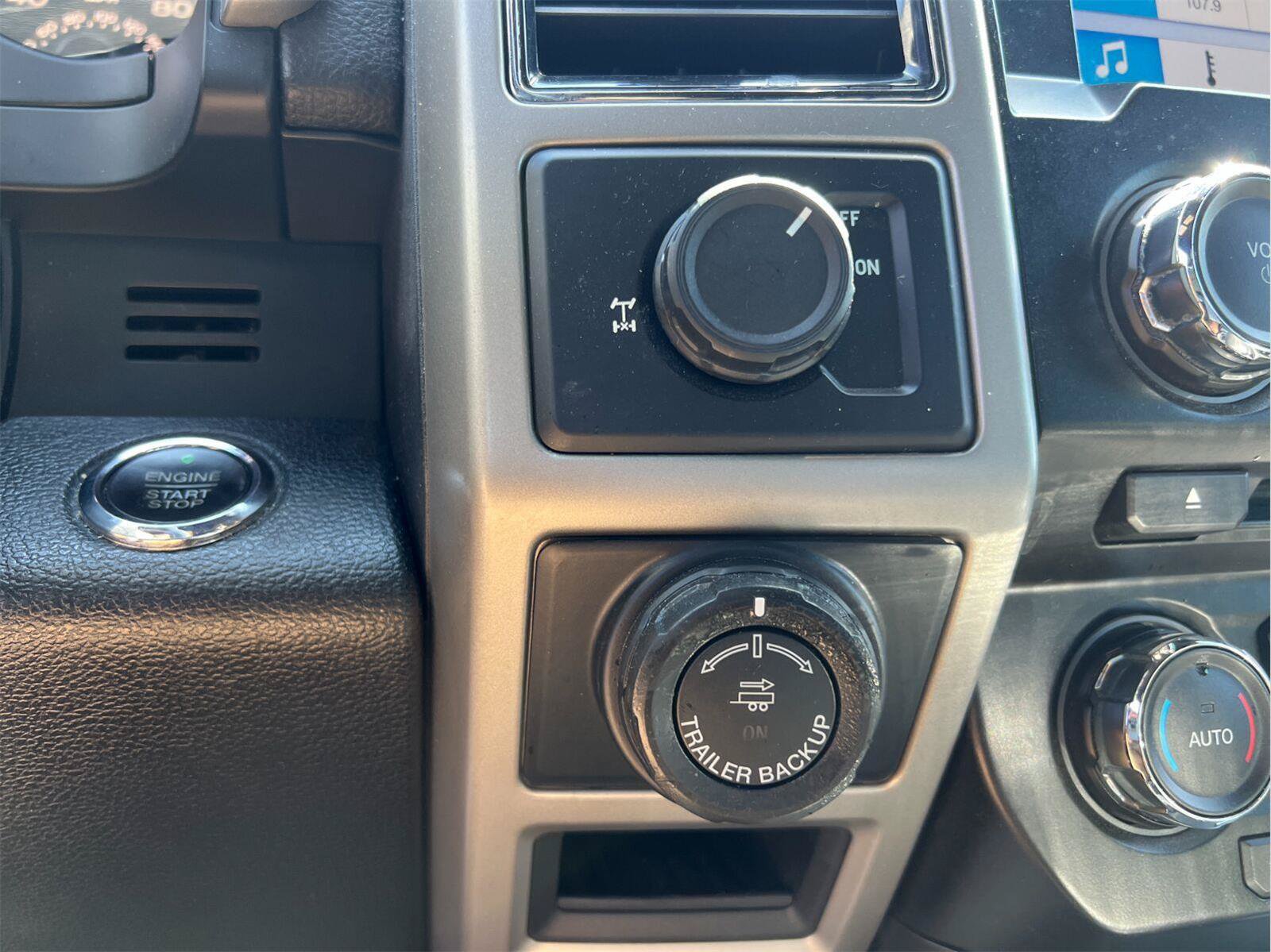 Used 2017 Ford F150 Lariat RWD image 38