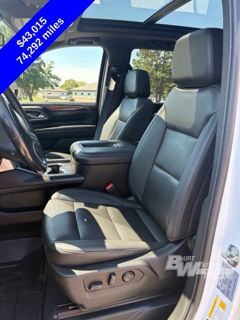 Used 2022 Chevrolet Tahoe LT w/ Luxury Package AWD/4WD image 12