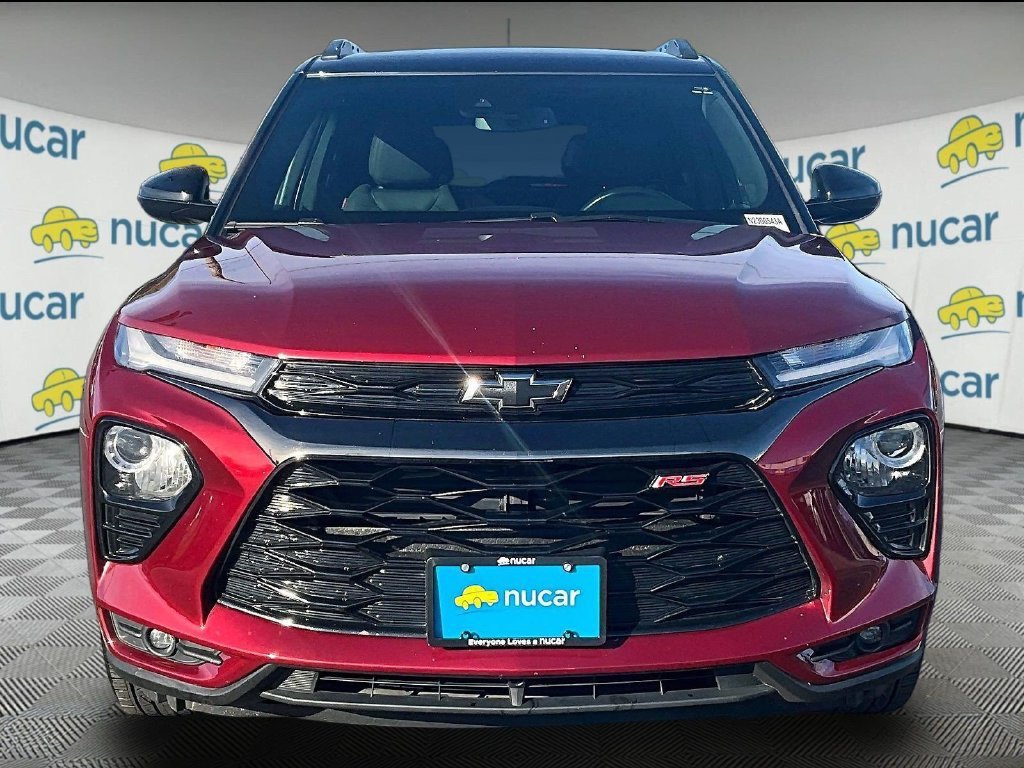 Used 2023 Chevrolet TrailBlazer RS w/ Sun and Liftgate Package AWD/4WD image 2