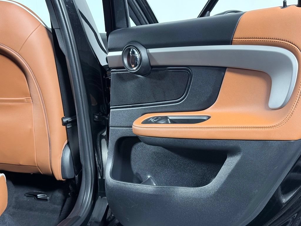Certified 2024 MINI Cooper Countryman S w/ Signature Upholstery Package AWD/4WD image 27