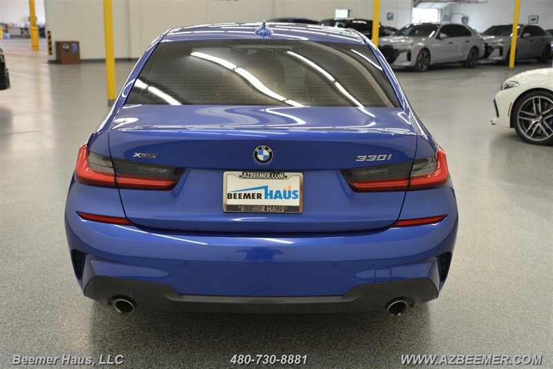 Used 2020 BMW 330i xDrive Sedan w/ M Sport Package AWD/4WD image 11