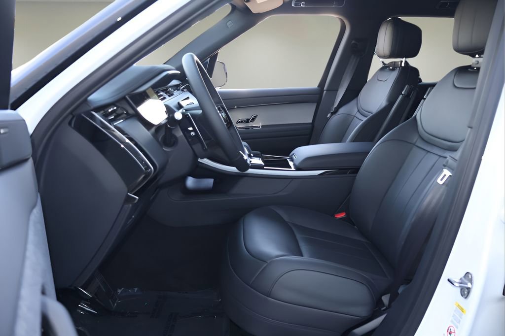 New 2026 Land Rover Range Rover Sport Dynamic SE image 12