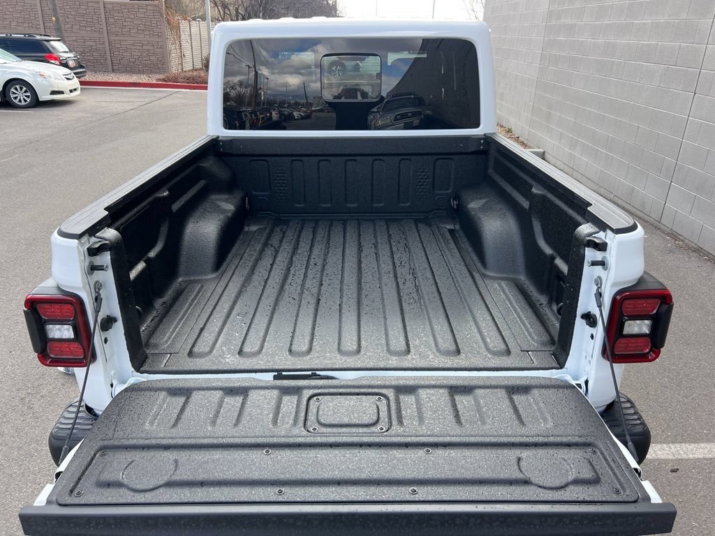New 2026 Jeep Gladiator Mojave AWD/4WD image 24