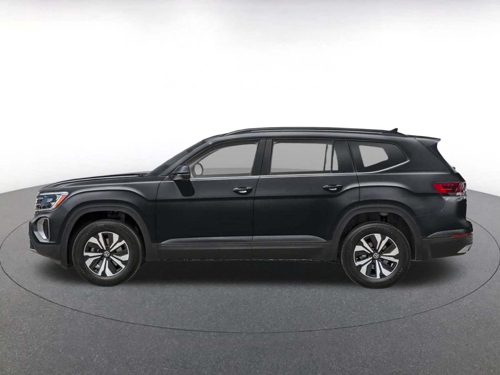 Used 2026 Volkswagen Atlas SE FWD image 3