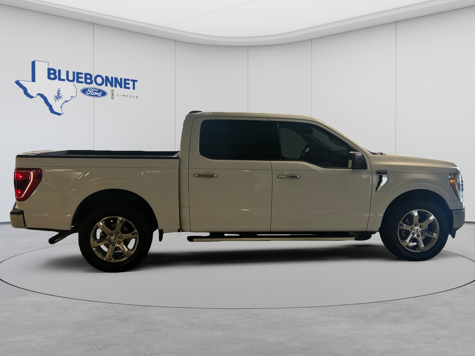 Used 2023 Ford F150 XLT w/ Equipment Group 302A High RWD image 4