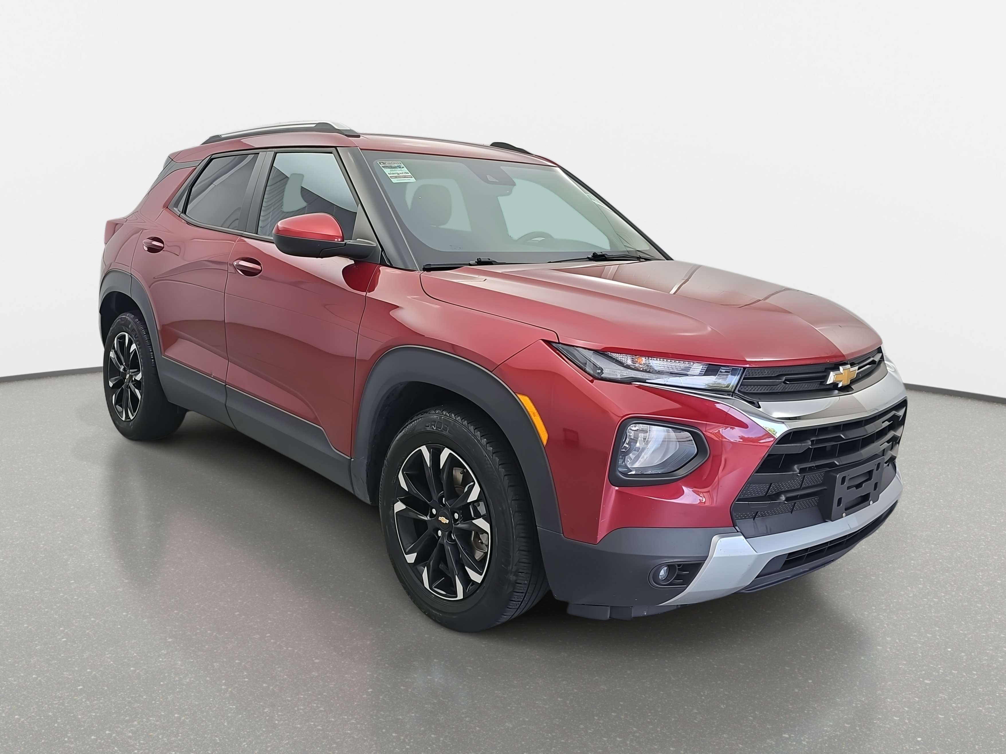 Used 2021 Chevrolet TrailBlazer LT w/ Premium Seating Package image 3