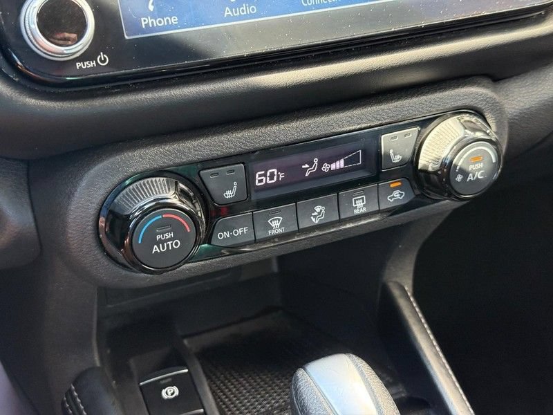 Used 2023 Nissan Kicks SR w/ SR Premium Package FWD image 29